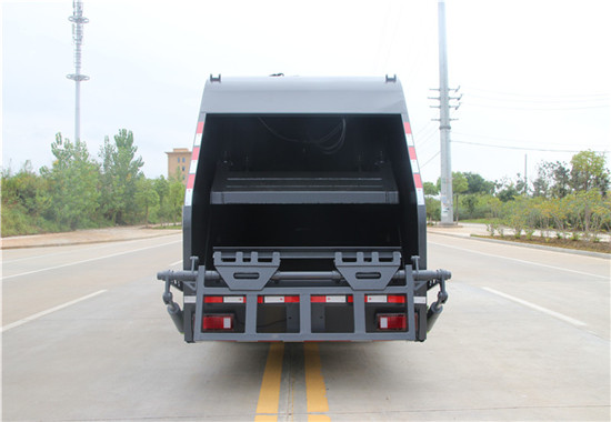 東風多利卡壓縮式垃圾車︱8噸壓縮式垃圾車圖片