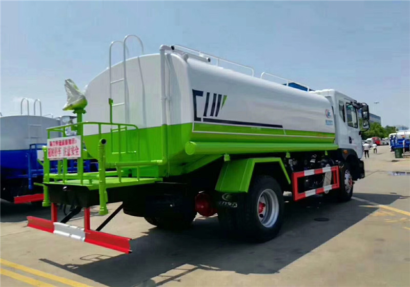 東風D9多利卡灑水車︱15噸灑水車圖片