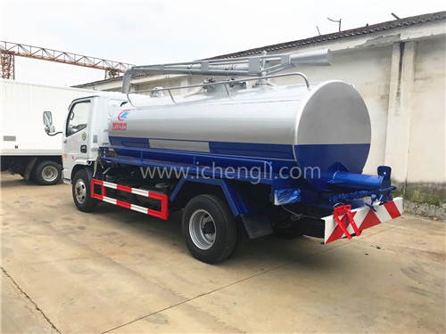 東風(fēng)多利卡吸糞車(chē)︱5噸吸糞車(chē)圖片