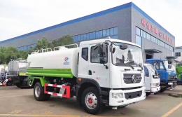 東風(fēng)D9多利卡12噸灑水車