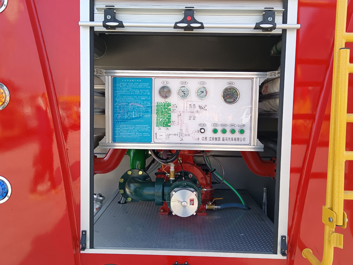 5噸消防灑水車價格_消防中隊消防車_1.5-3.5噸水罐消防車現車價格