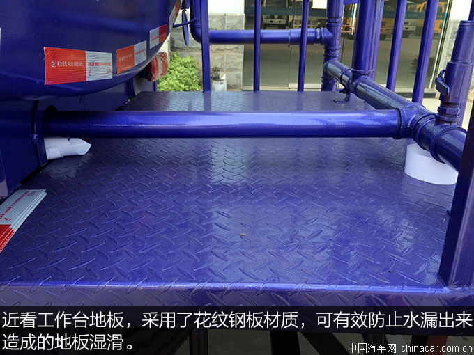 城市綠化好助手 東風(fēng)153綠化噴灑車評(píng)測 上裝篇 專用車