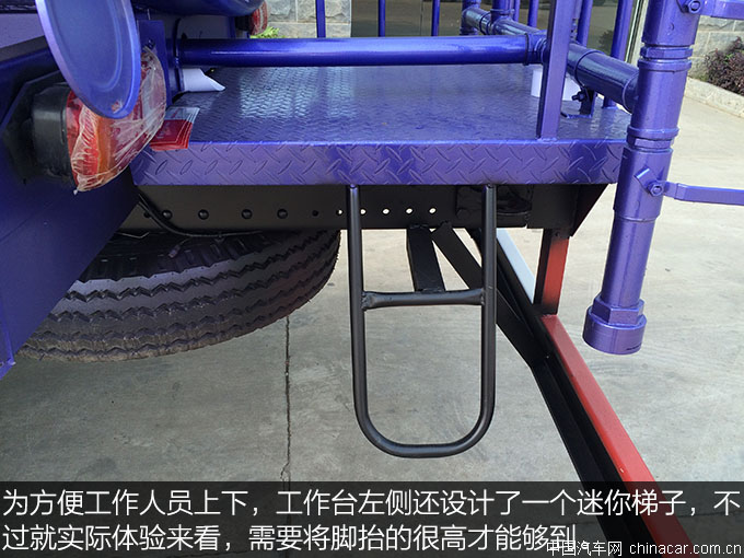 城市綠化好助手 東風(fēng)153綠化噴灑車評(píng)測 上裝篇 專用車